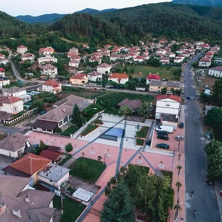 Гостевой дом бялата къща Кирково