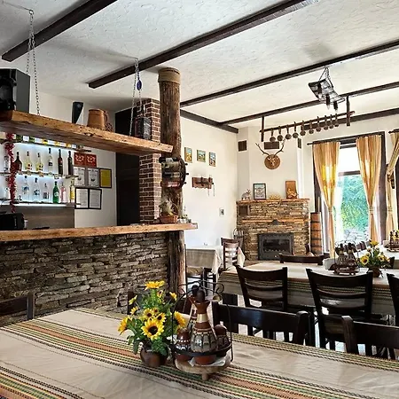 Гостевой дом бялата къща Кирково