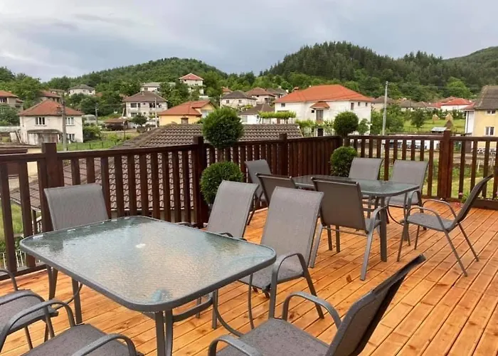 бялата къща Кирково