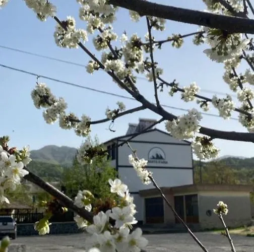 бялата къща Гостевой дом